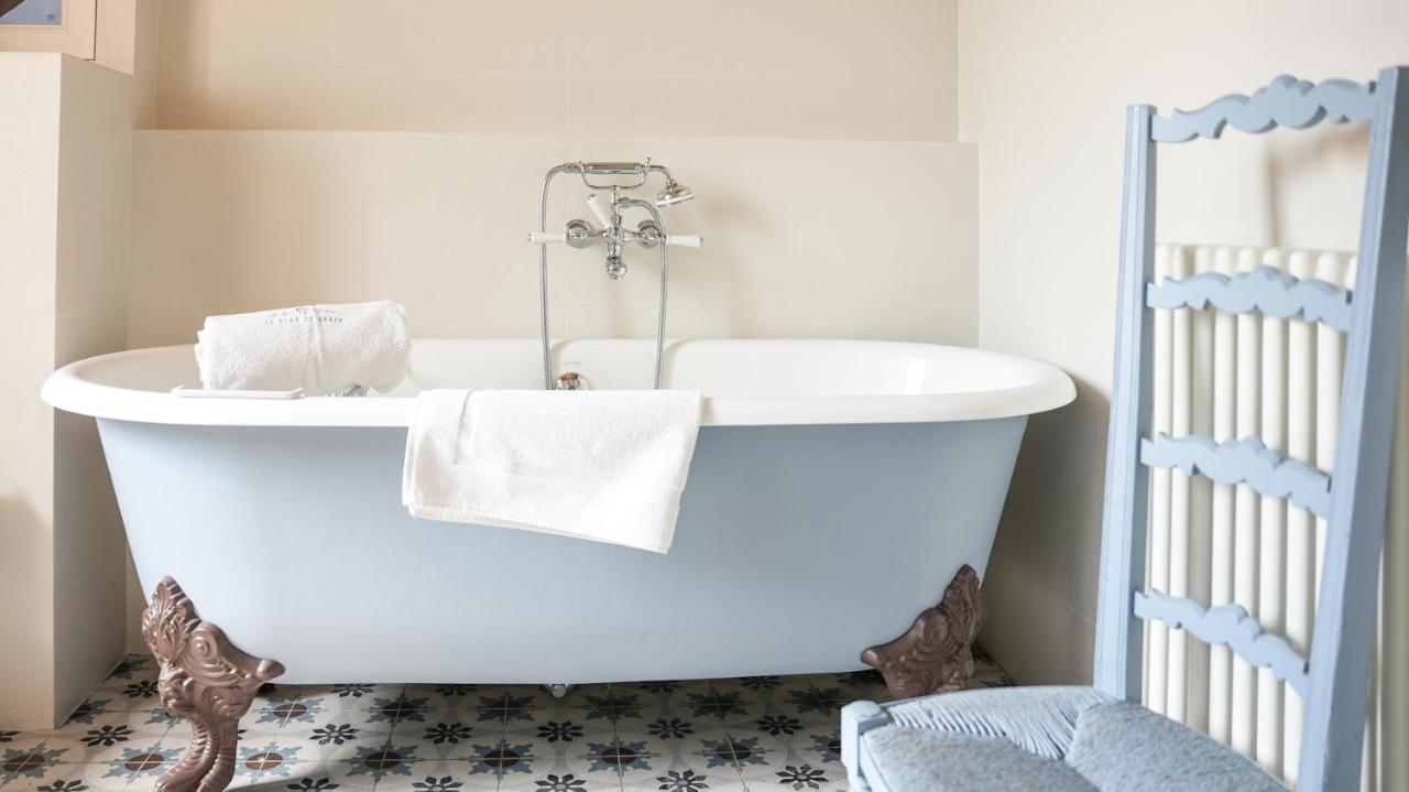 One-Bedroom suite pigeonnier